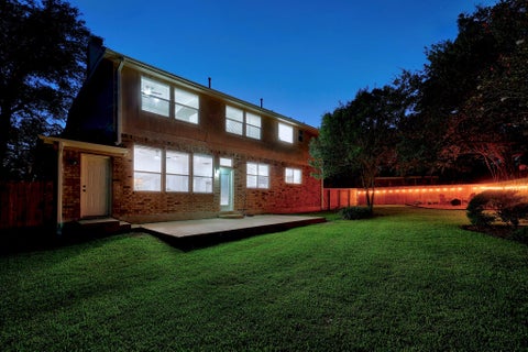 Tiny photo for 10810 Pinkney LN, Austin, TX 78739 (MLS # 1362064)