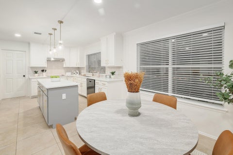 Tiny photo for 10810 Pinkney LN, Austin, TX 78739 (MLS # 1362064)