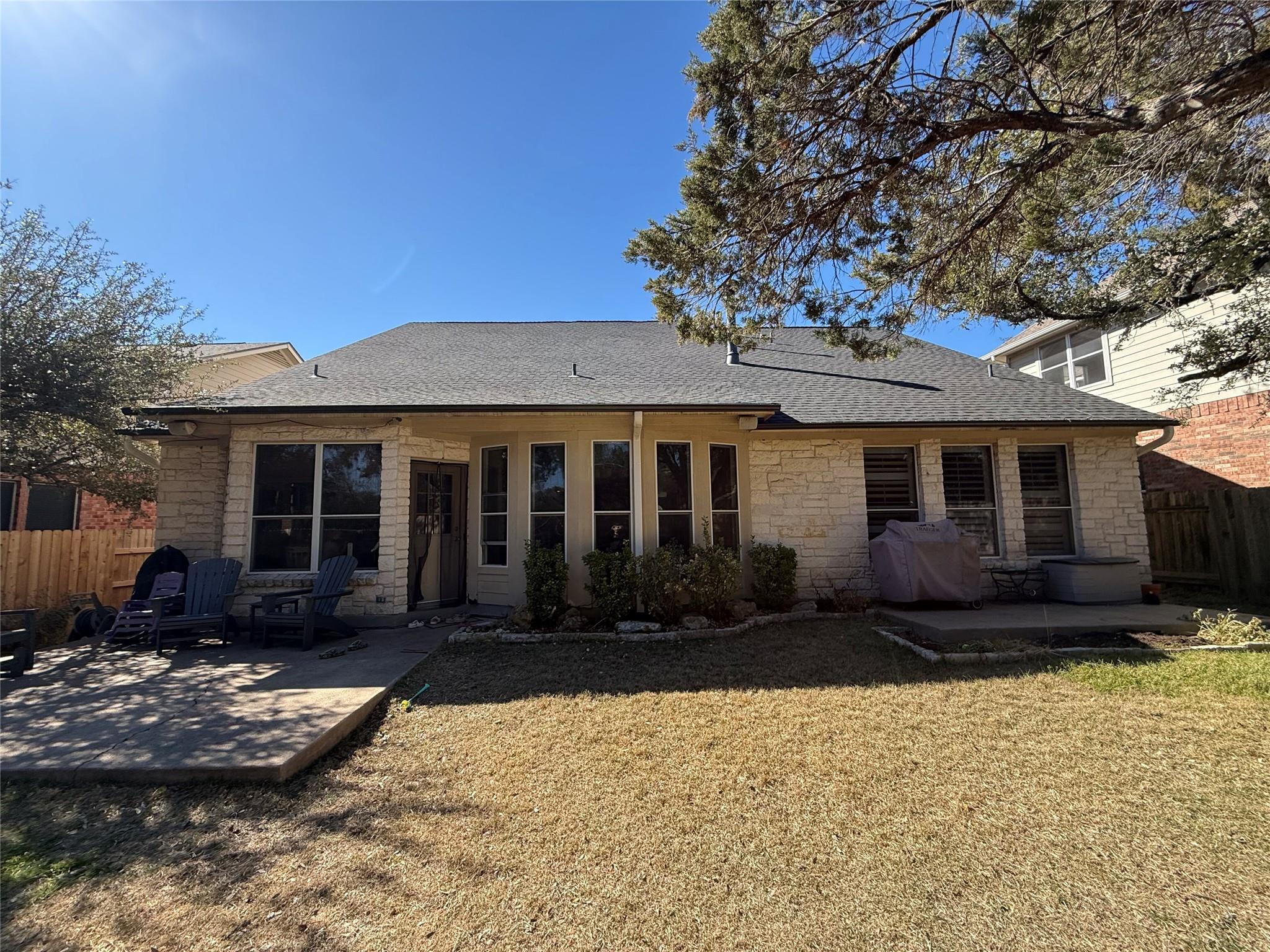 5416 Travis Green LN