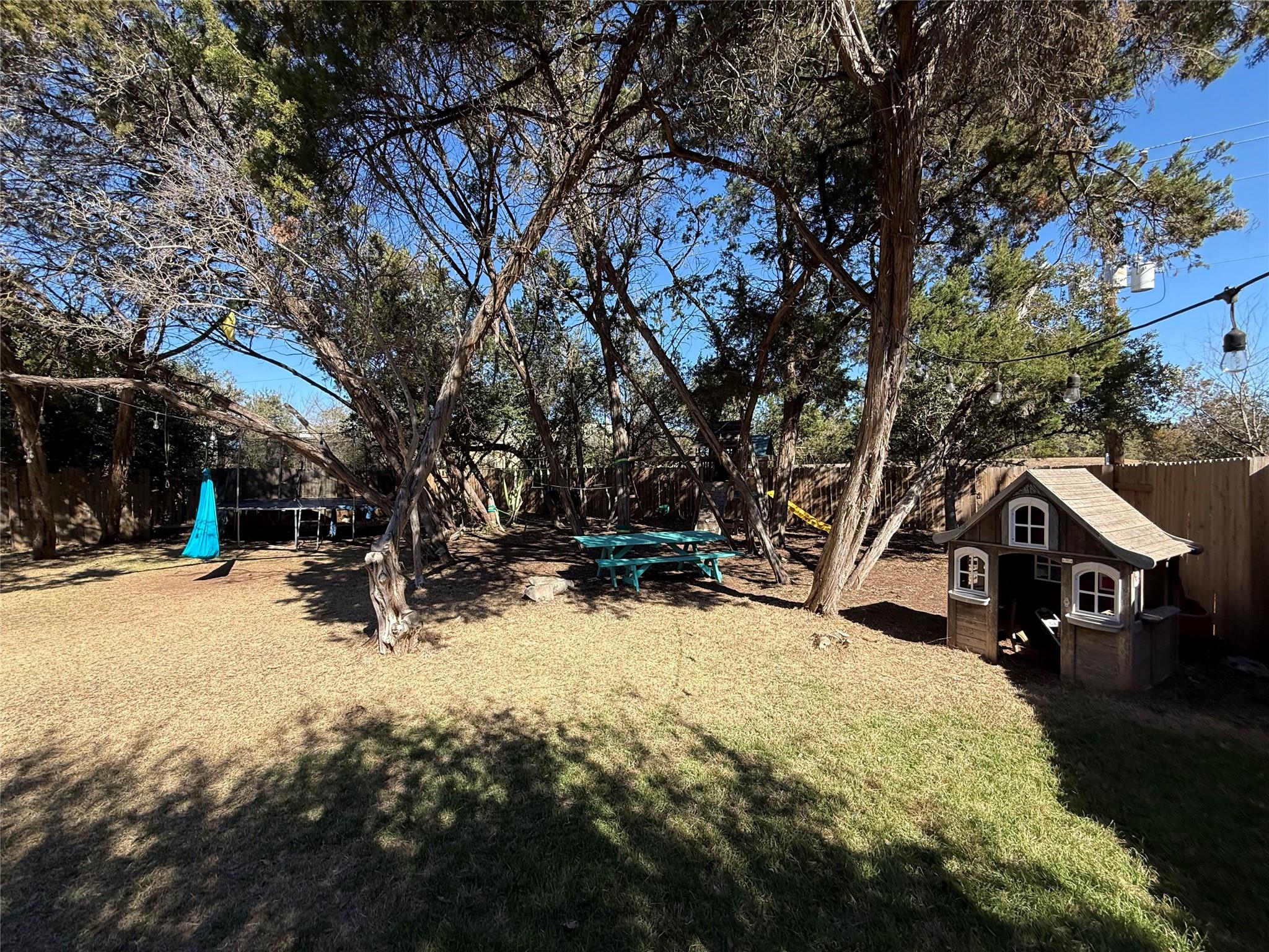 5416 Travis Green LN