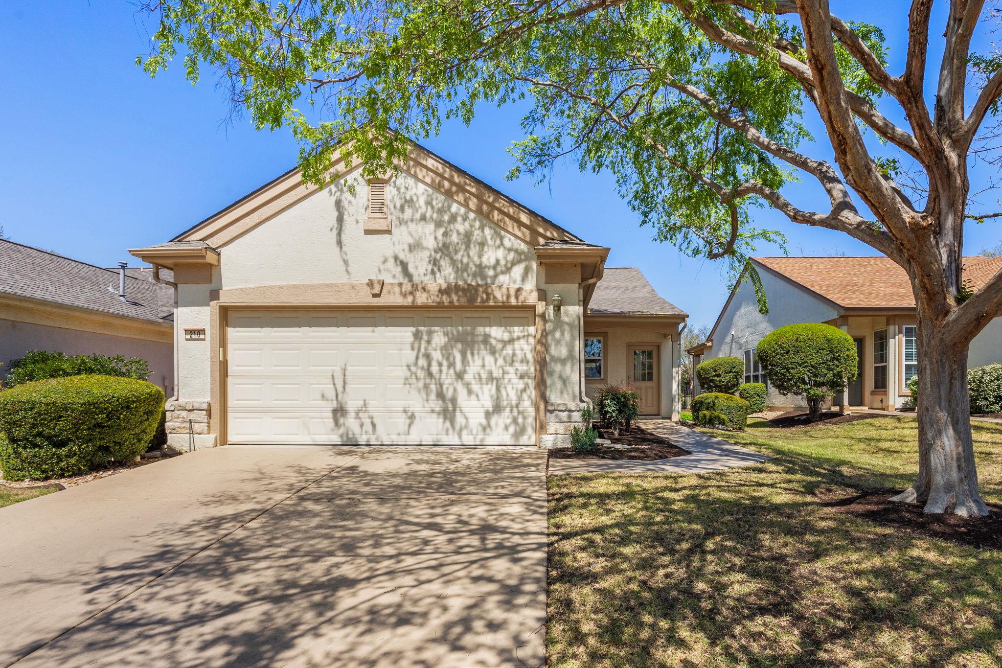 210 Crockett LOOP