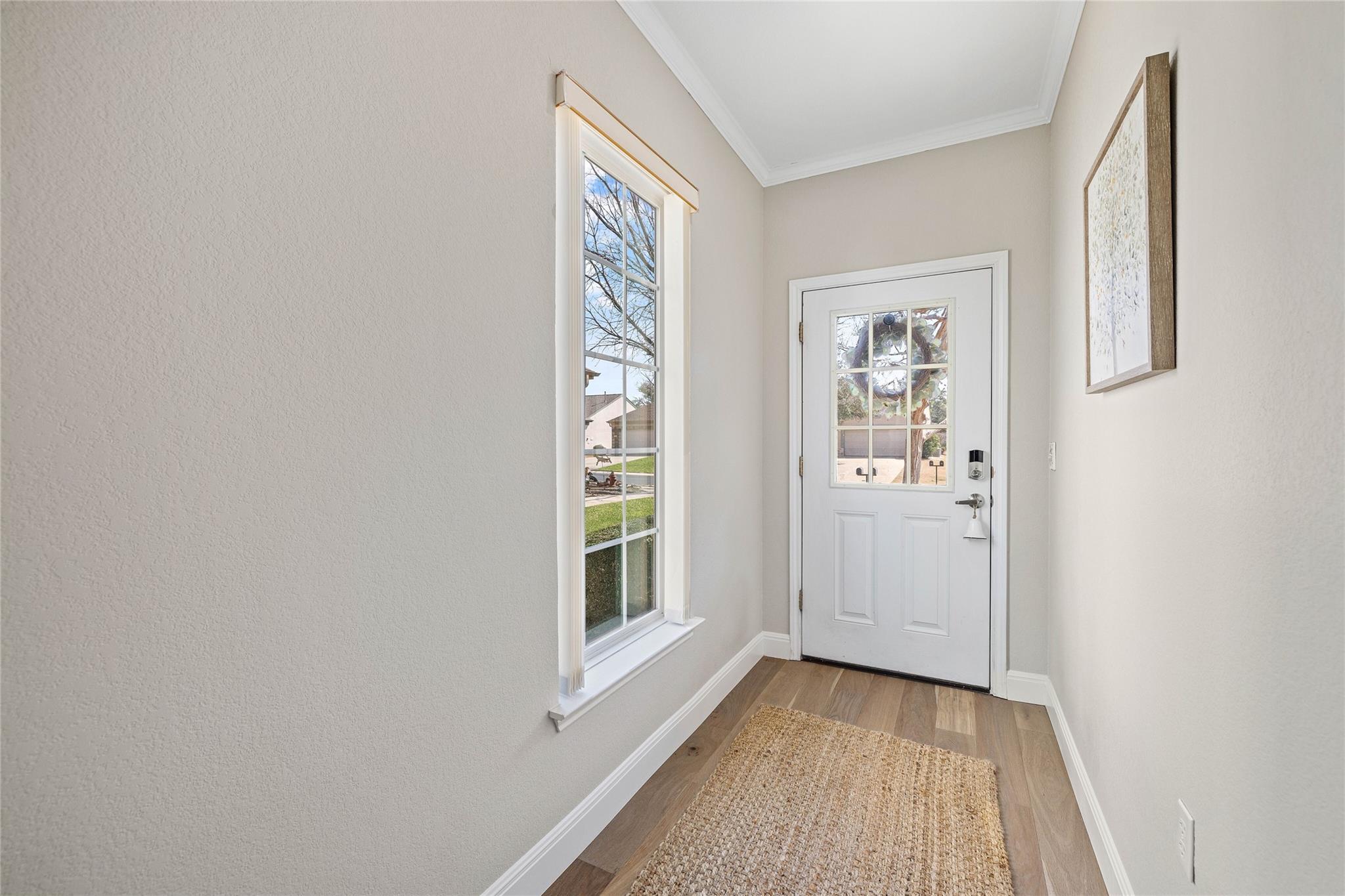 210 Crockett LOOP