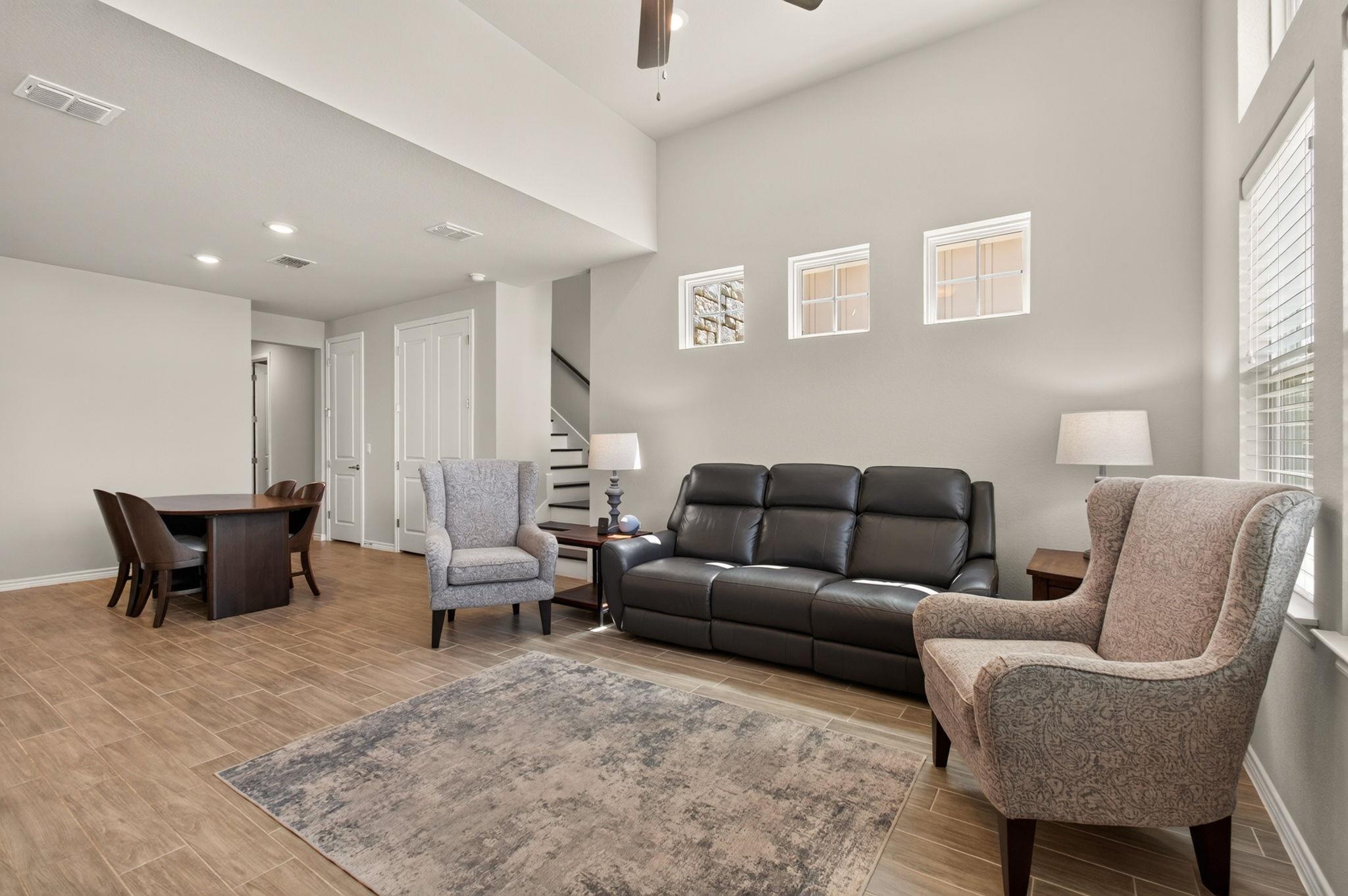 105 Harborside DR 102