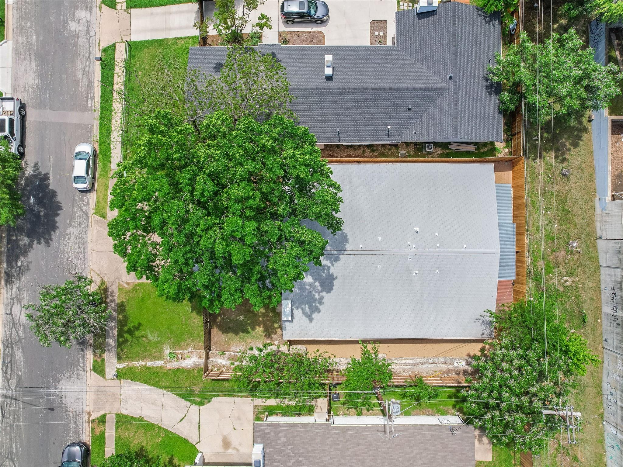 2504 Audubon PL