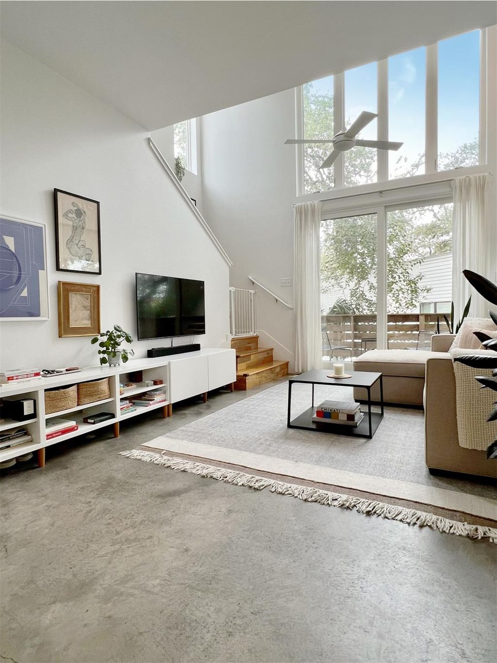 Photo of 1204 Woodland Ave #B, Austin, TX 78704 (MLS # 4009922)