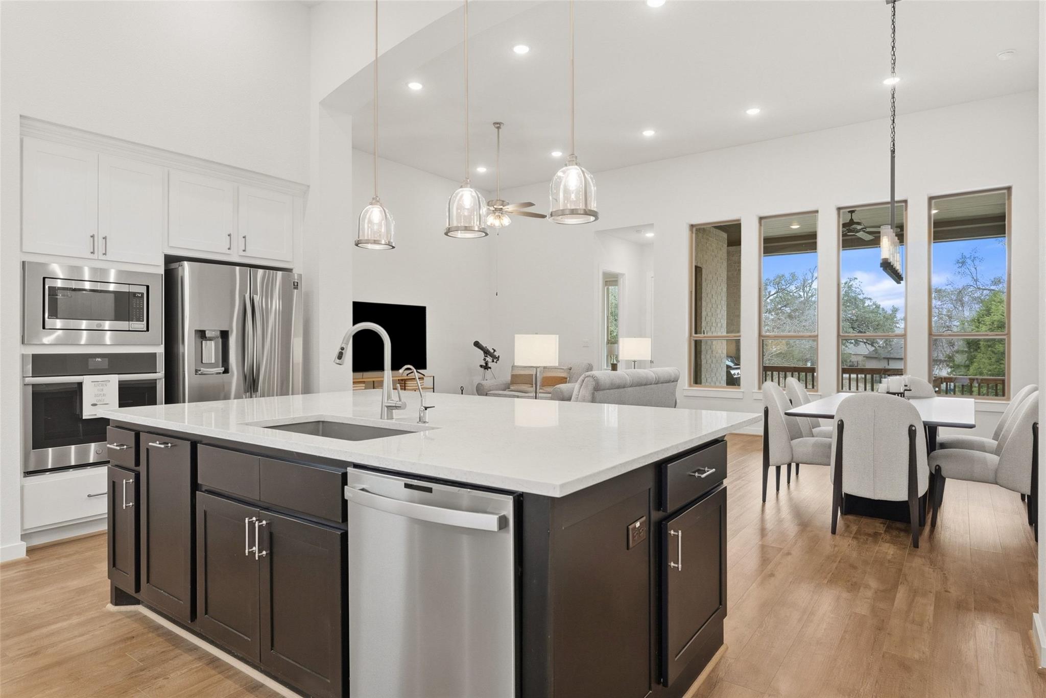 503 Painted Creek WAY