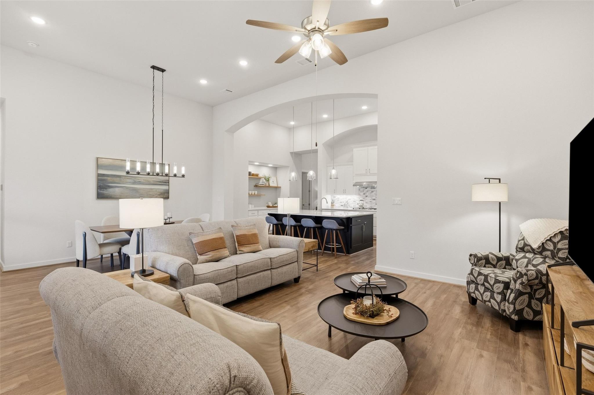503 Painted Creek WAY
