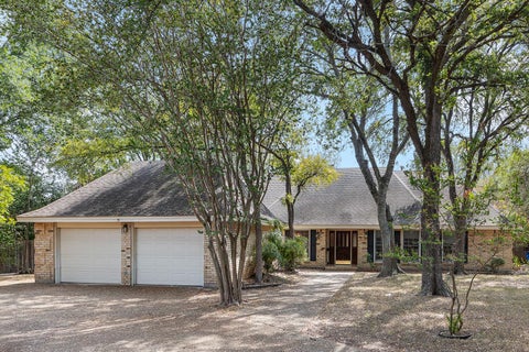 Photo of 2504 Braemar CV, Austin, TX 78747 (MLS # 8529354)