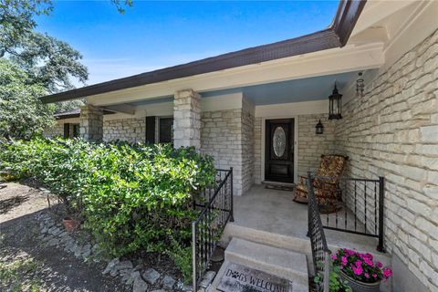 Photo of 9127 Granada Hills DR, Austin, TX 78737 (MLS # 1955268)