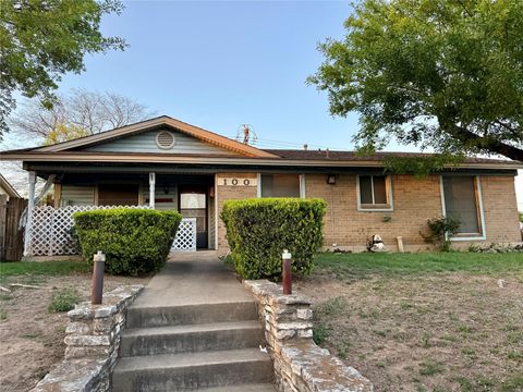 Photo of 100 Skyloop DR, Austin, TX 78745 (MLS # 1961630)