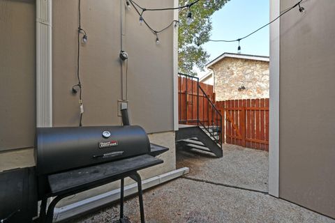 Tiny photo for 1710 Timberwood DR, Austin, TX 78741 (MLS # 1109991)