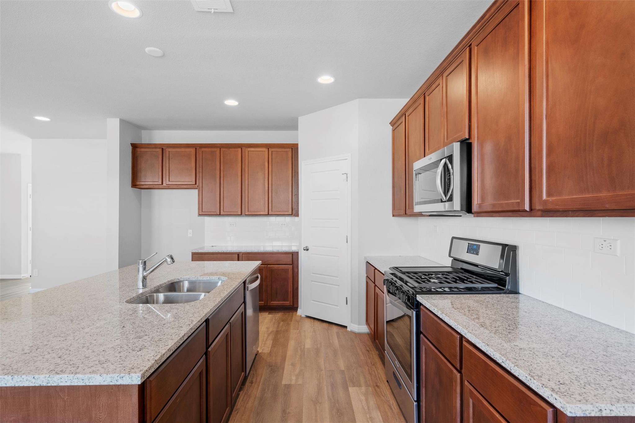 453 Gaida LOOP