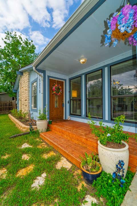 Tiny photo for 5215 Overbrook DR, Austin, TX 78723 (MLS # 8776537)