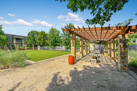 Tiny photo for 2800 Treble LN #831, Austin, TX 78704 (MLS # 8952940)