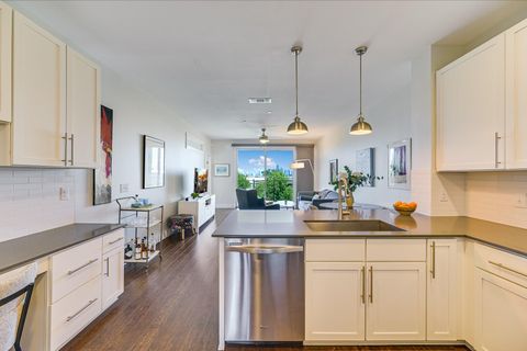 Tiny photo for 2800 Treble LN #831, Austin, TX 78704 (MLS # 8952940)