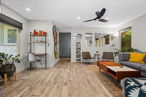 Tiny photo for 201 La Vista ST, Austin, TX 78704 (MLS # 7888969)