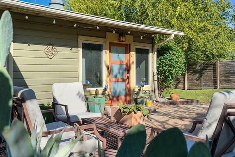 Tiny photo for 201 La Vista ST, Austin, TX 78704 (MLS # 7888969)
