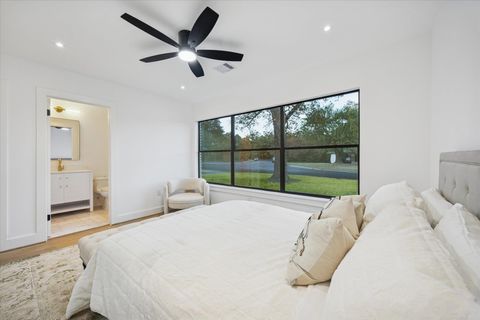 Tiny photo for 1611 Ridgehaven DR, Austin, TX 78723 (MLS # 7497513)