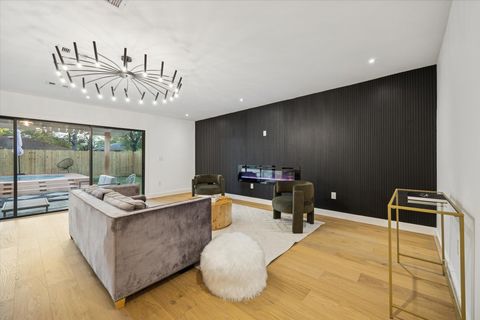 Tiny photo for 1611 Ridgehaven DR, Austin, TX 78723 (MLS # 7497513)