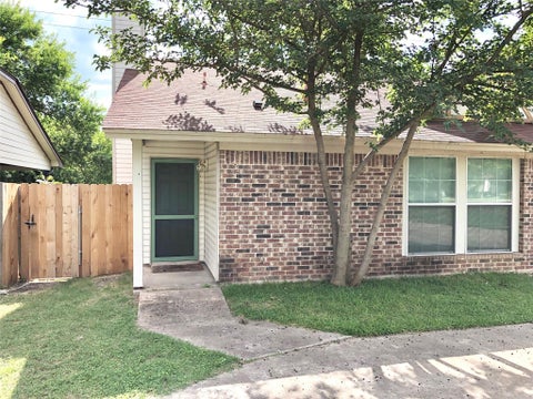 Photo of 10302 Annie Oakley TRL #A, Austin, TX 78753 (MLS # 4070866)