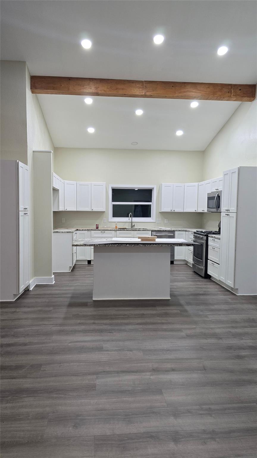 305 Remuda DR