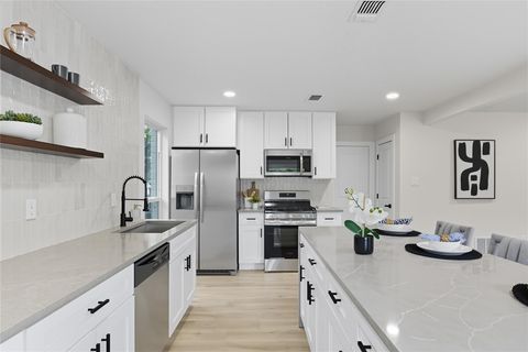 Tiny photo for 6106 Bridlington CIR, Austin, TX 78745 (MLS # 8224260)
