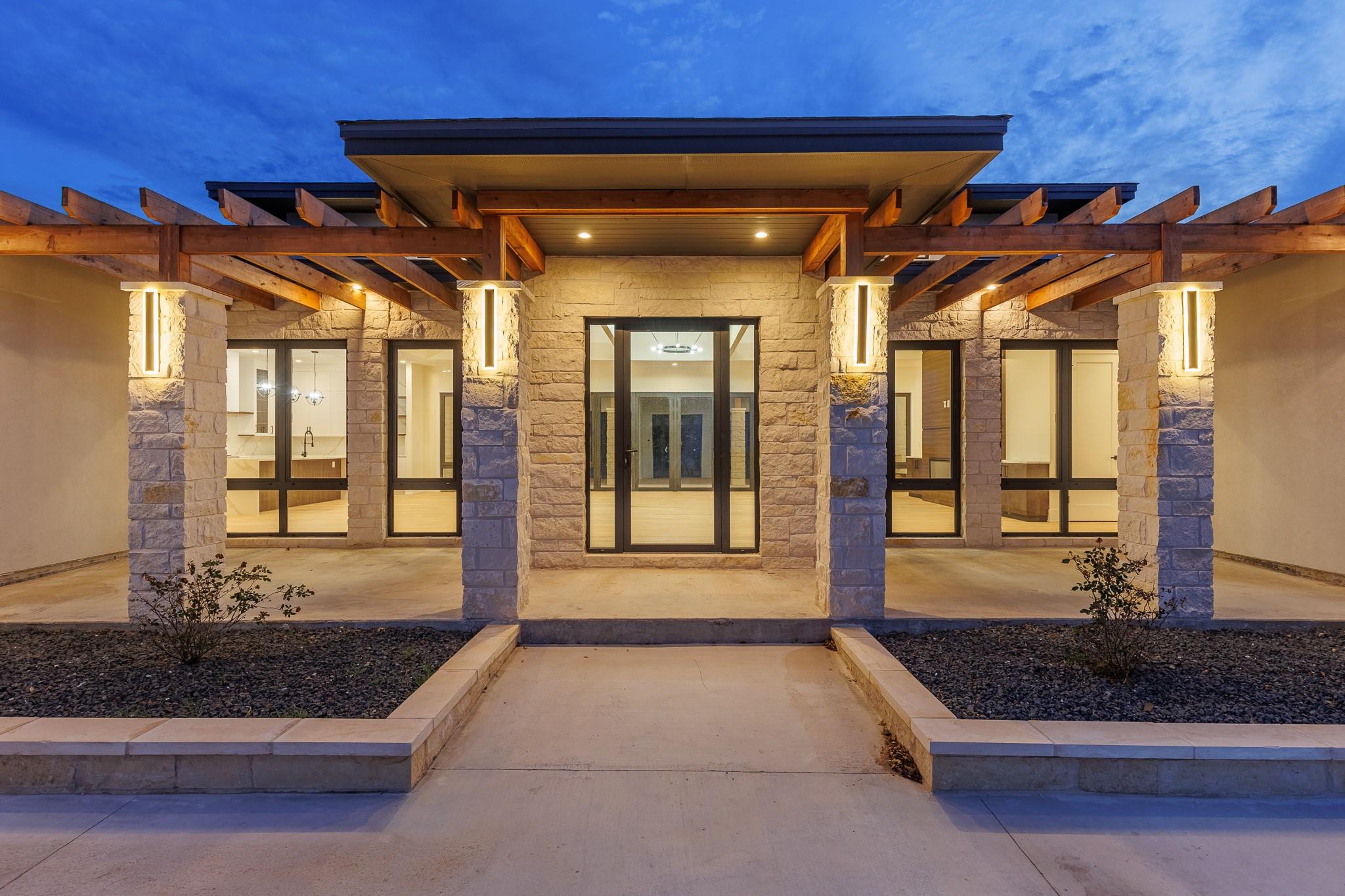 6425 Ranch Road 962 W