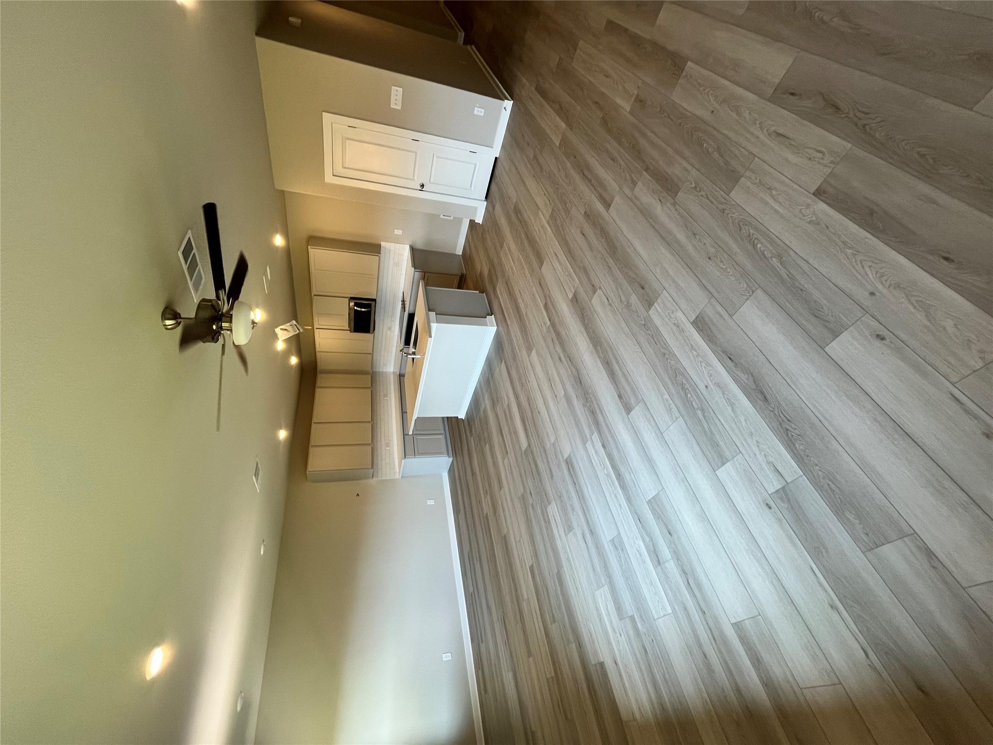 220 Lazy Lizzy RD