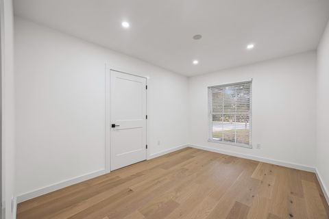 Tiny photo for 4609 Cliffstone CV, Austin, TX 78735 (MLS # 5751582)