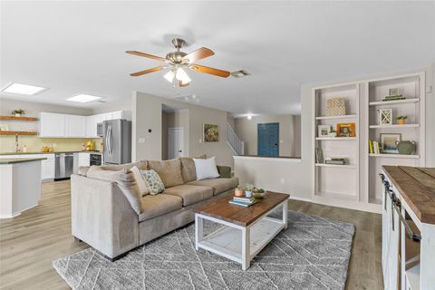 Tiny photo for 1120 Statler Bend DR, Pflugerville, TX 78660 (MLS # 6036573)