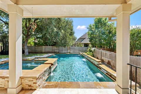 1824 Wolf Dancer Leander TX 78641