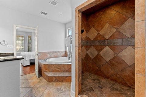 Tiny photo for 12220 Tanglewild DR, Austin, TX 78758 (MLS # 3410633)