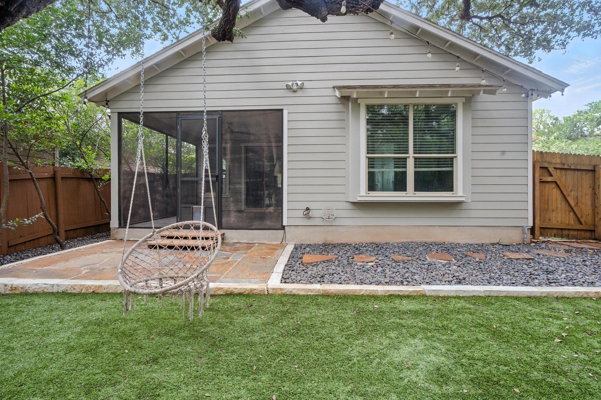 6116 Whipple WAY