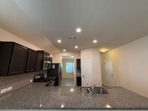 Tiny photo for 3820 Alpine Autumn DR, Austin, TX 78744 (MLS # 8707687)