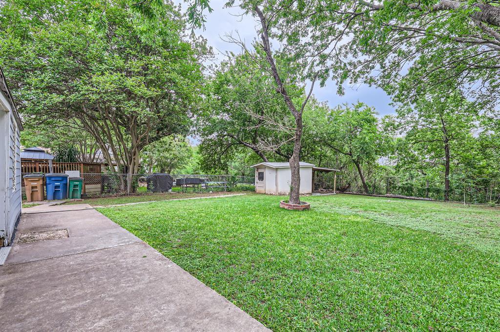 1313 Perez ST