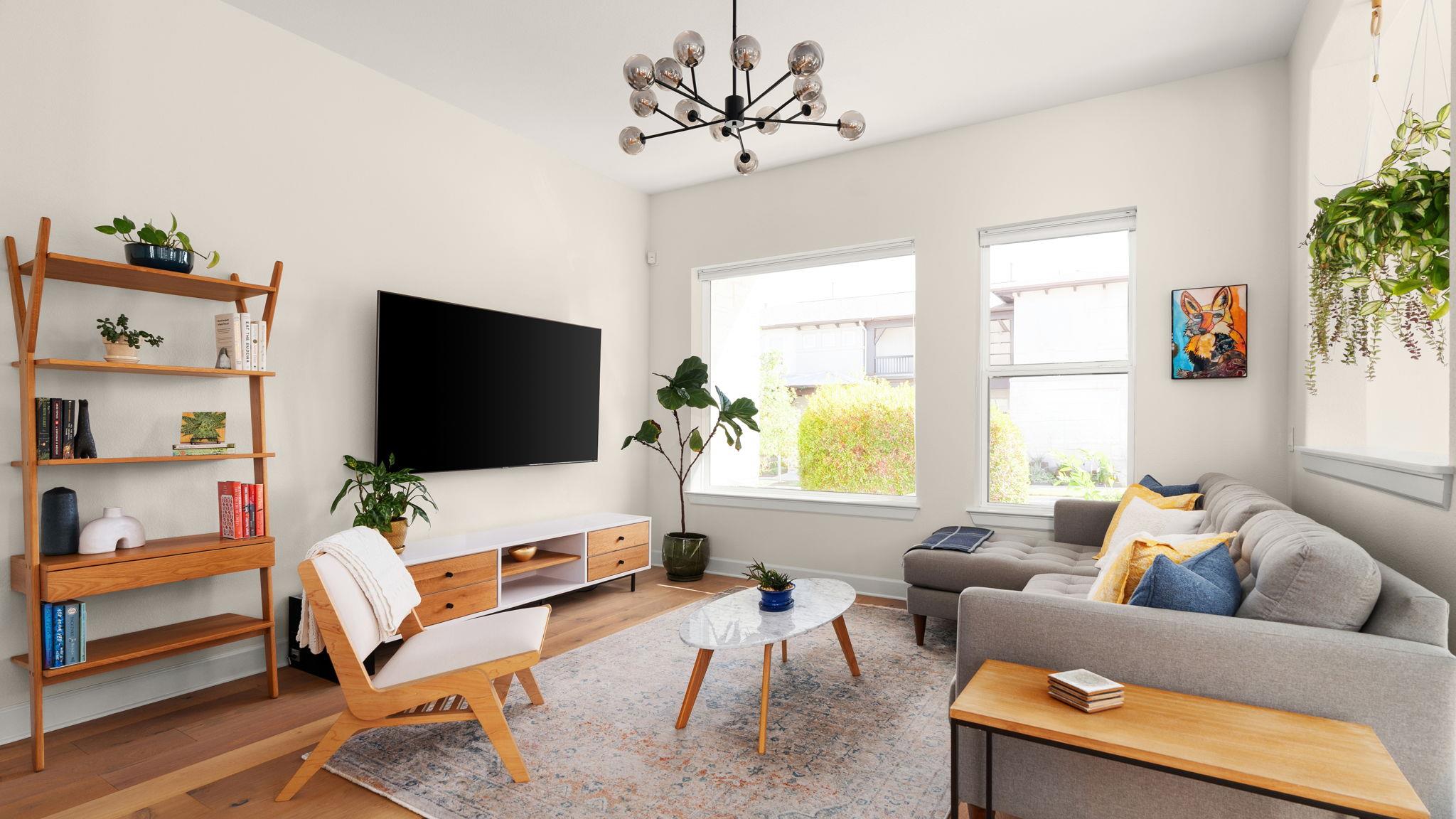 2508 Robert Browning ST