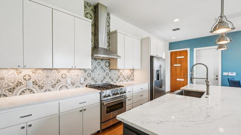 Tiny photo for 2211 New York Ave #A, Austin, TX 78702 (MLS # 3612402)