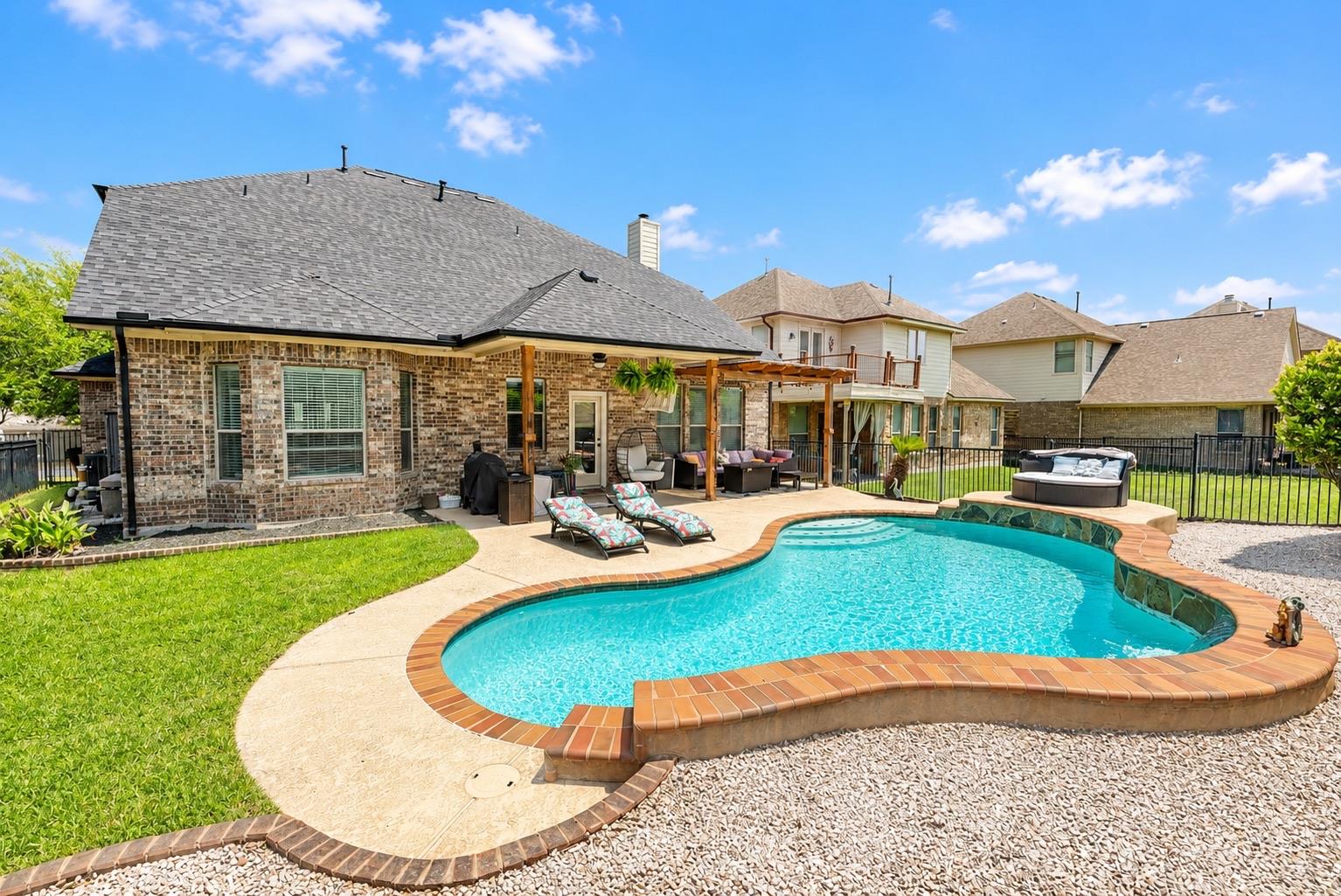 1625 Greenside DR