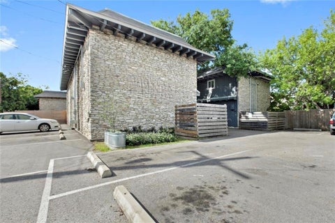 Photo of 2301 Ohlen RD #109, Austin, TX 78757 (MLS # 8630275)