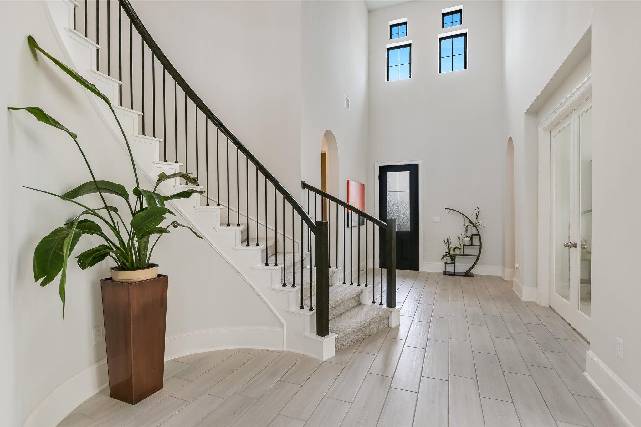 604 Rawson BND
