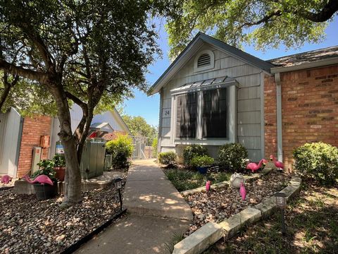 Photo of 1411 Gracy Farms LN #24, Austin, TX 78758 (MLS # 8127959)