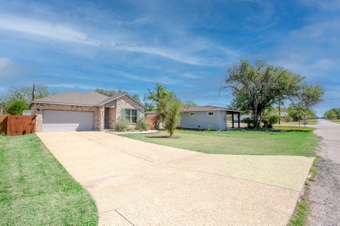 Tiny photo for 303 W Browning ST, Manor, TX 78653 (MLS # 5177593)