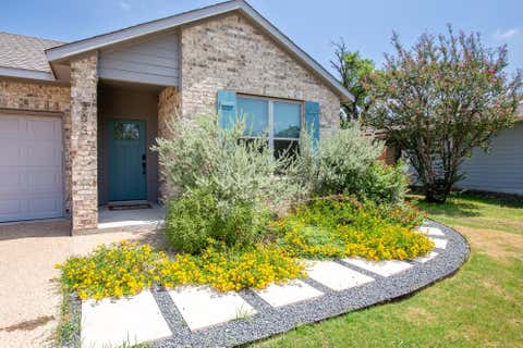 Tiny photo for 303 W Browning ST, Manor, TX 78653 (MLS # 5177593)