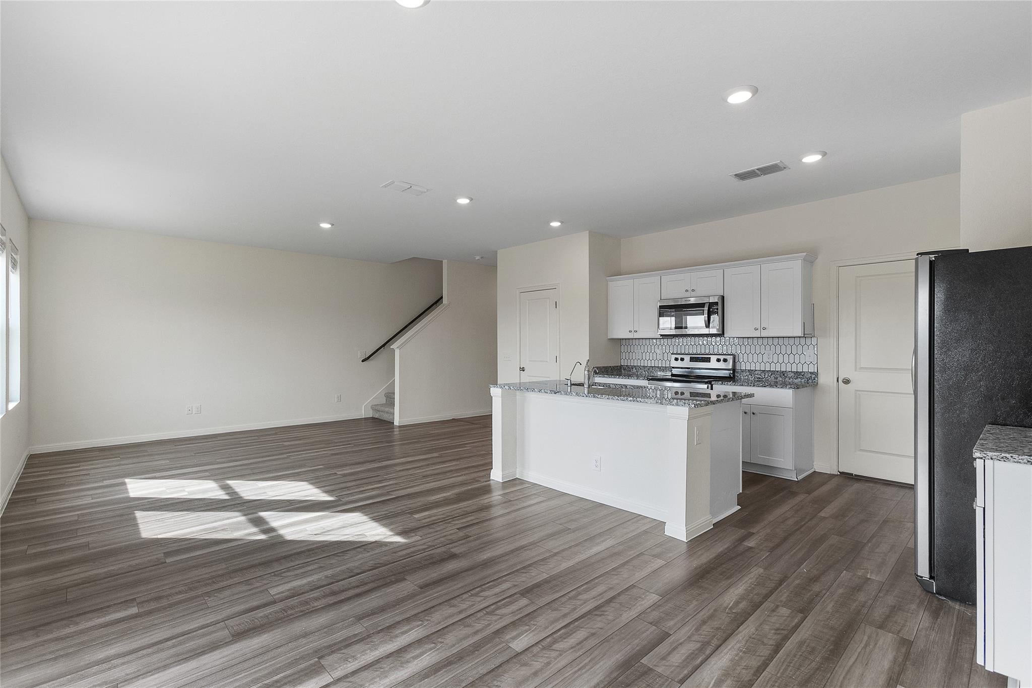 195 Bracken LN
