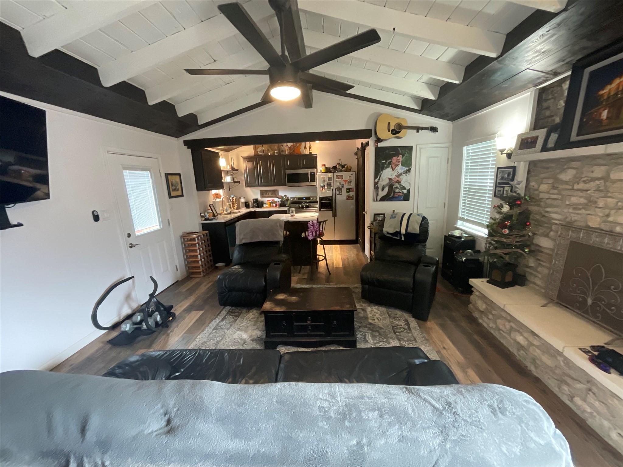 18302 Red Bud LN