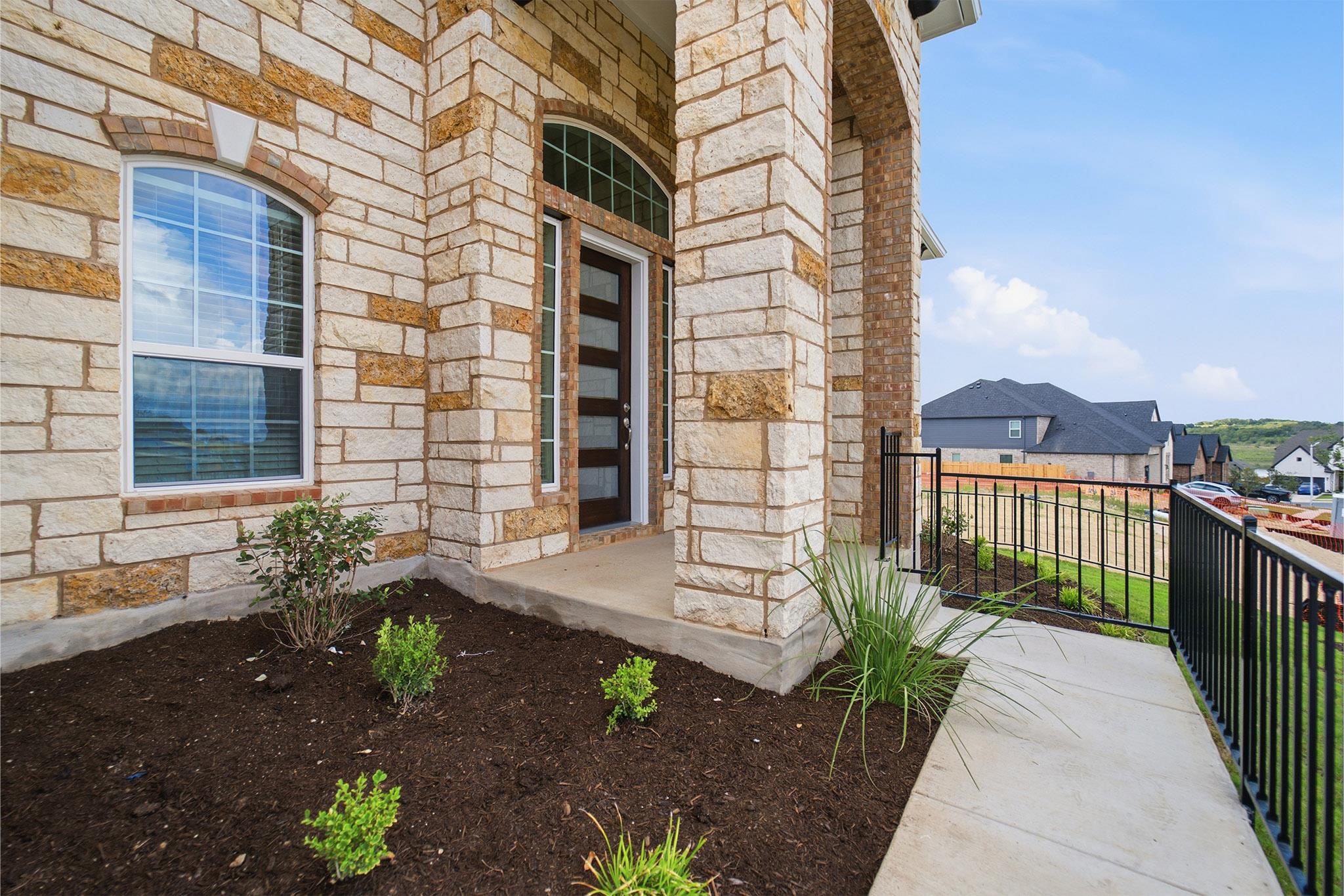 301 Ginger ST