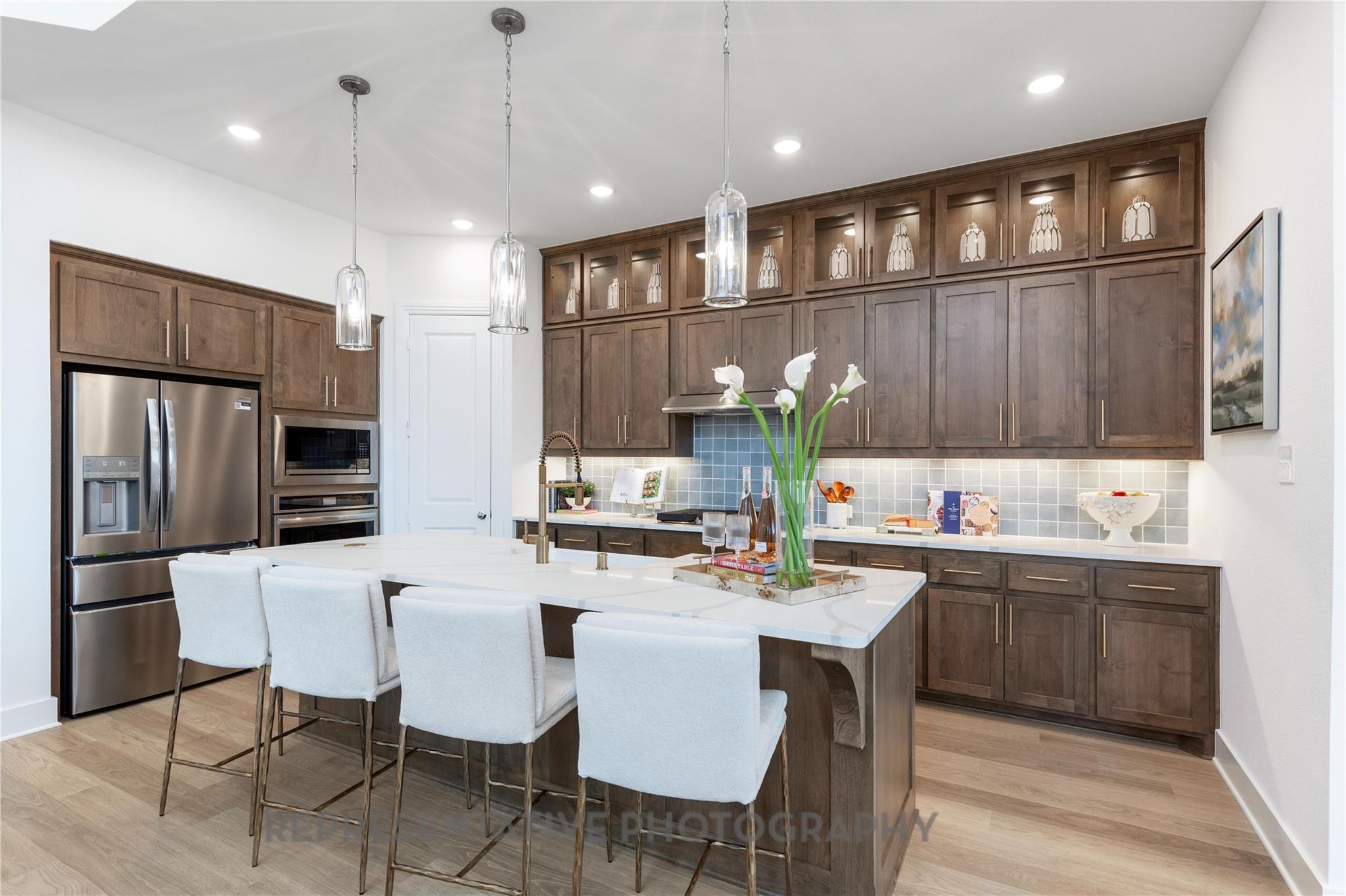 221 Wild Lily TRL