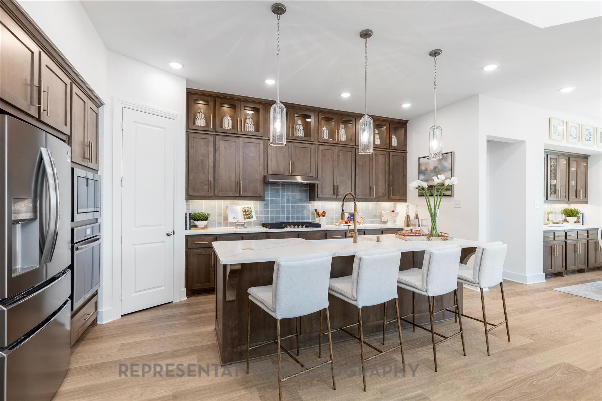 221 Wild Lily TRL