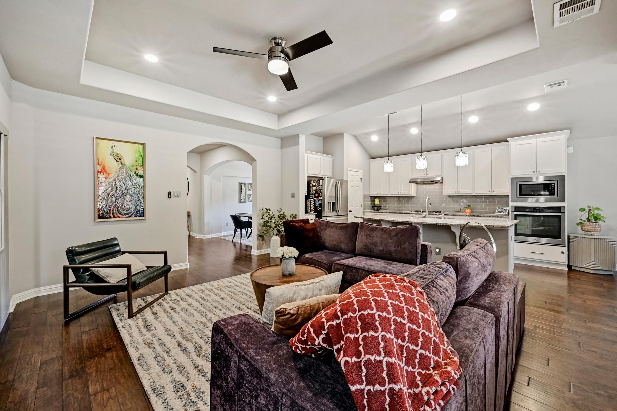 103 Walking Horse WAY
