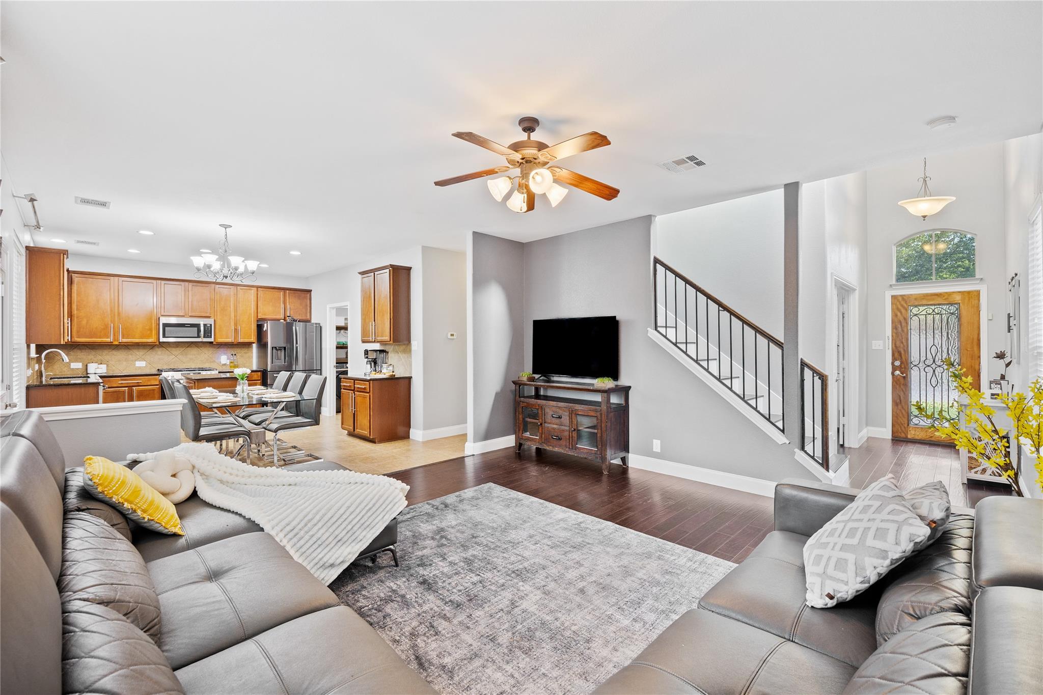 1108 Sunny Meadows LOOP